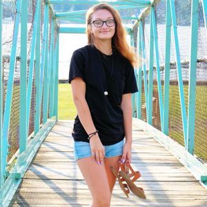 Meet your Posher, Megan